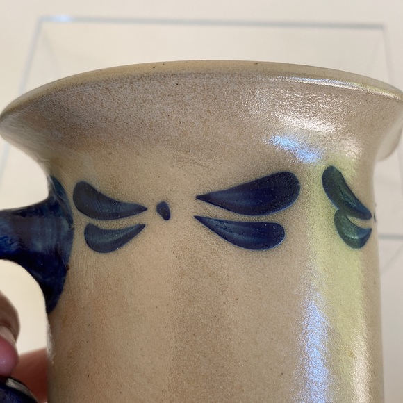 Vintage Stoneware Pottery Set of 2 - Picture 4 of 9